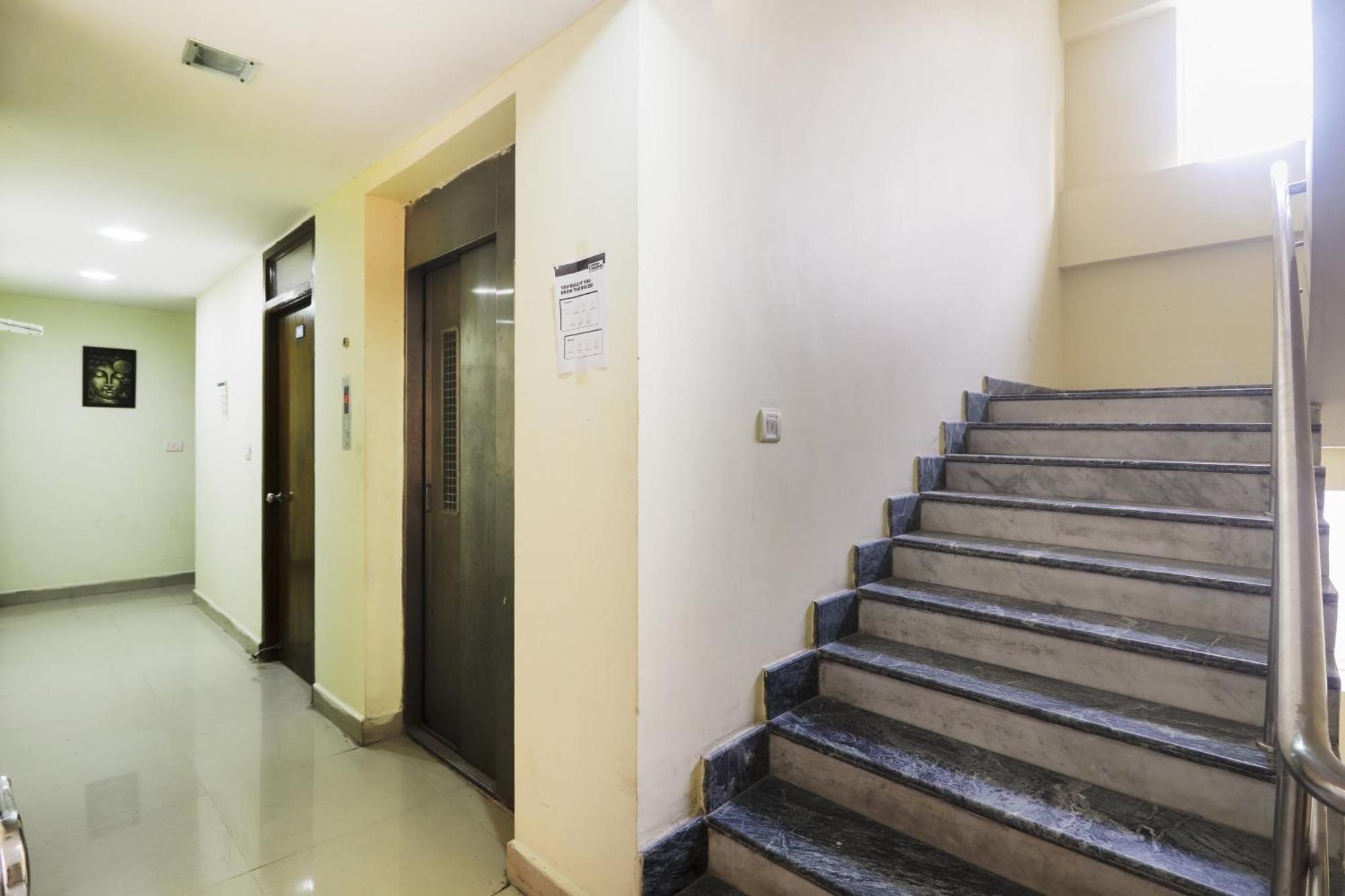 Hotel O Ruby Grand Inn Kondapur  Εξωτερικό φωτογραφία